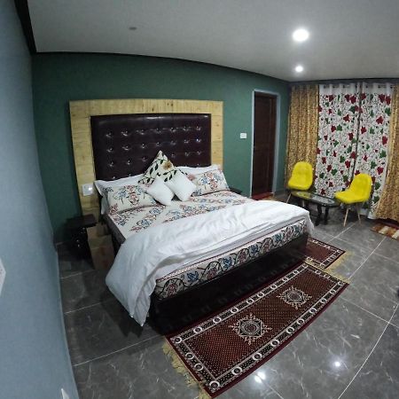 Hotel Seven Pahalgām Esterno foto